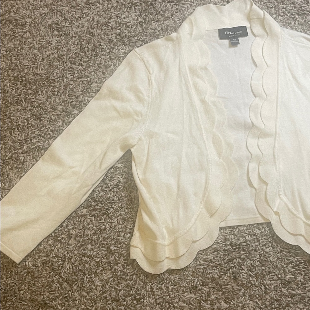 RN Studio Ronni Nicole Cream Scalloped Cardigan